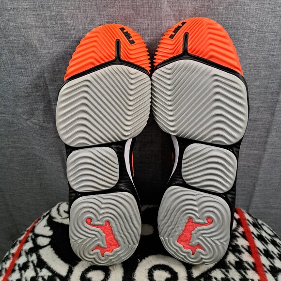 %Size 17 Nike LeBron 16 Tech Challenge Hot Lava Black CI1521-001 WORN ONCE  A 12 main image 6